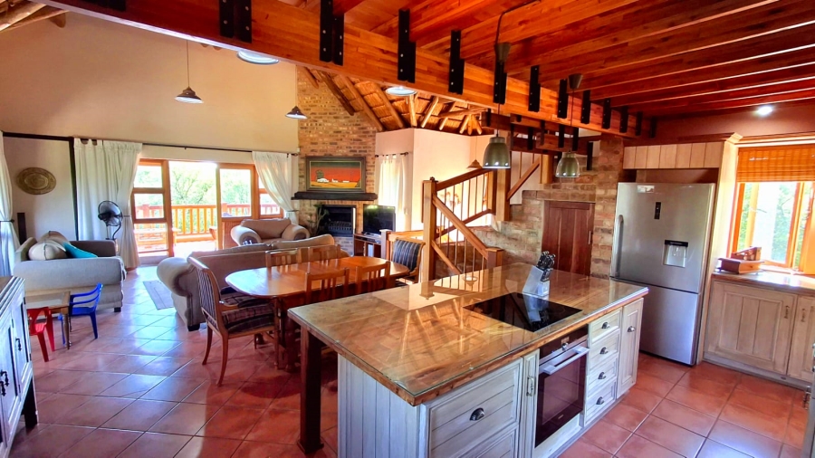 4 Bedroom Property for Sale in Boschenvaal River Front Lodges Free State